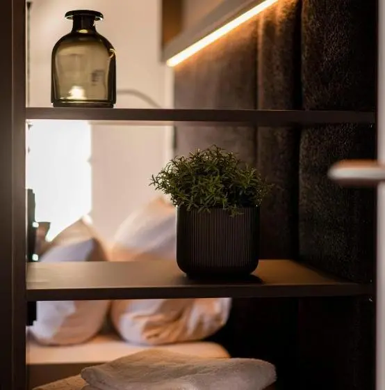 １ベッドルームペントハウスアパート, Yokolou   Design Apartments