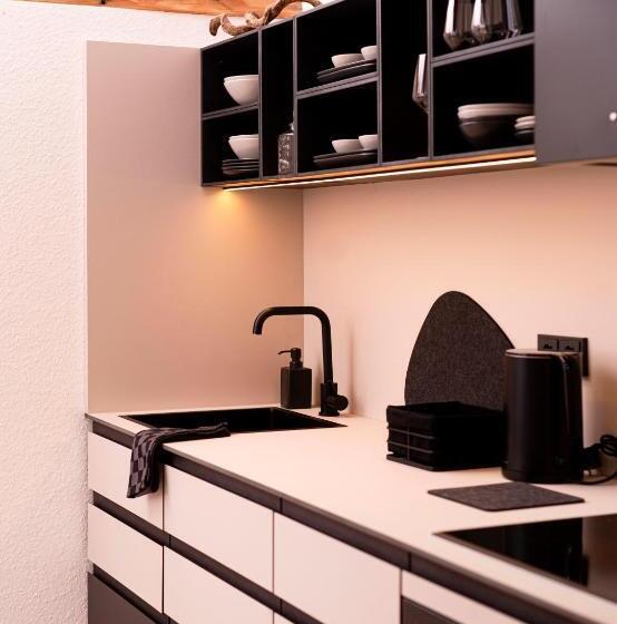 דירת פנטהאוז 1 חדרי שינה, Yokolou Design Apartments