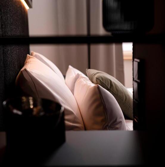 סטודיו דלוקס, Yokolou Design Apartments