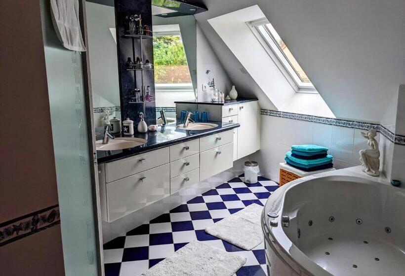 Люкс 2 Спальни, Les Hautes Marnes Circuit Le Mans