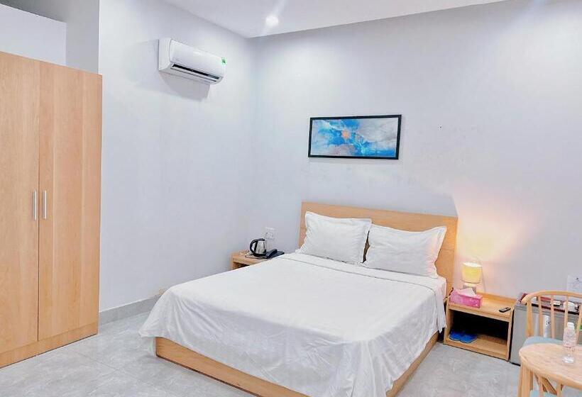 اتاق استاندارد با تخت بزرگ, Khách Sạn Khang điền 2