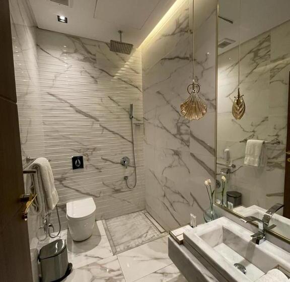 غرفة ديلوكس سرير كينج, Sudfa