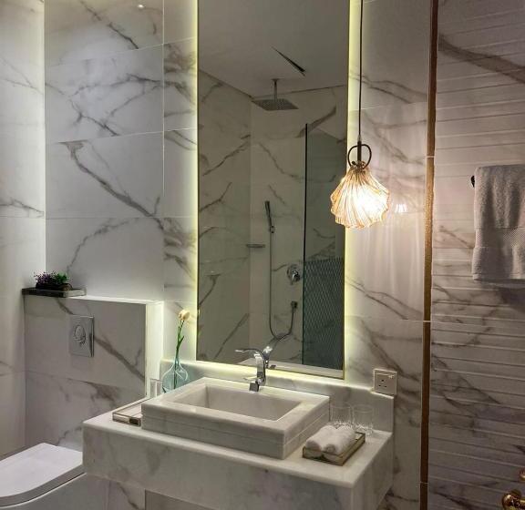 إستوديو ديلوكس, Sudfa