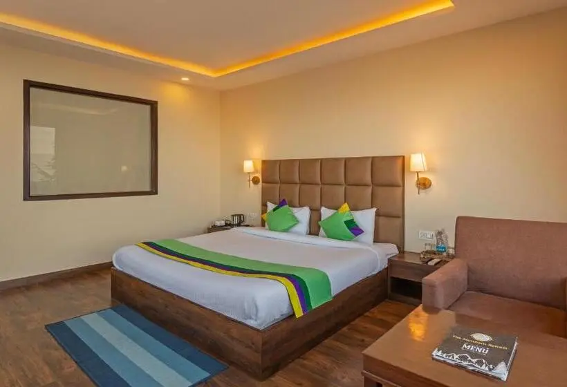 デラックスルーム, Treebo The Northern Retreat Resort With Mountain View