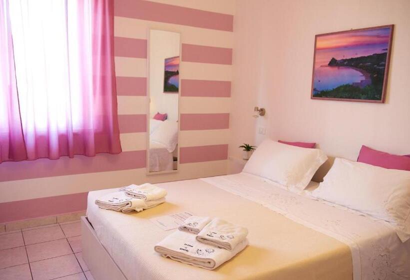 اتاق استاندارد, La Casa Di Rinaldo B&b