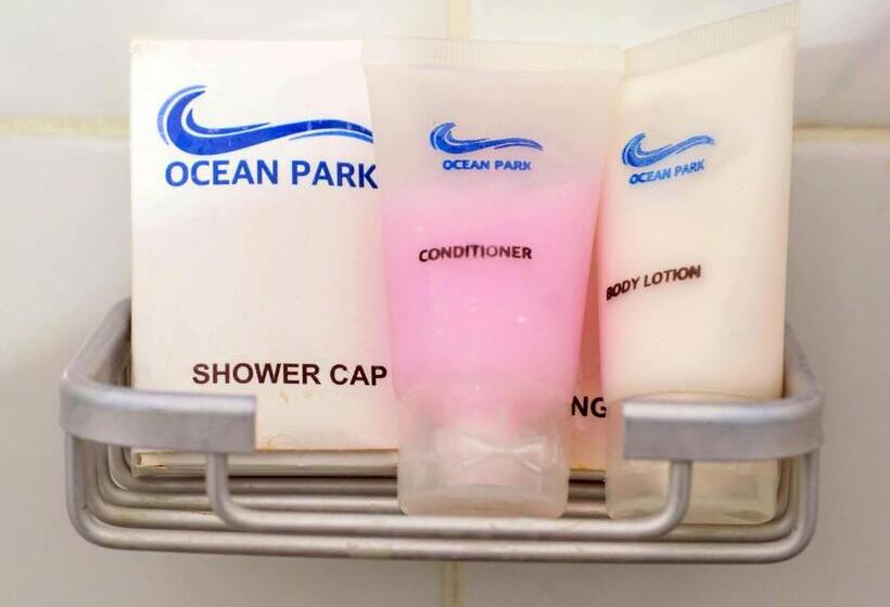 اتاق استاندارد با تخت بزرگ, Ocean Park Hotel,lekki Phase 1