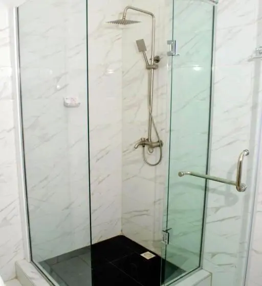 اتاق لوکس با تخت بزرگ, Ocean Park Hotel,lekki Phase 1