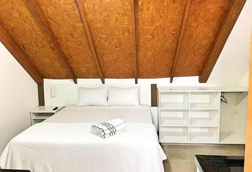 スイート, Casa Das Flores
