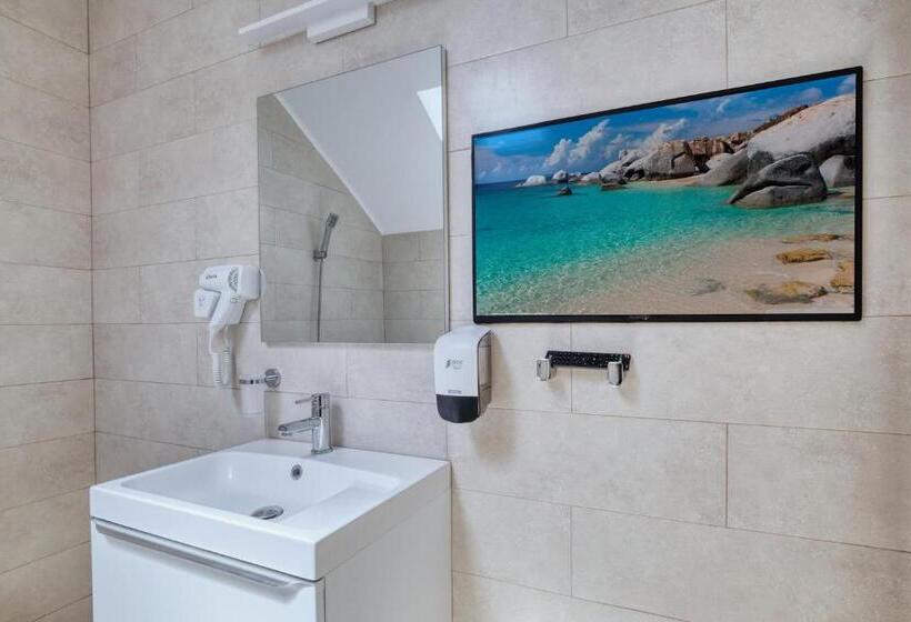 Апартаменты 1 Спальня, Eros Beach Resort