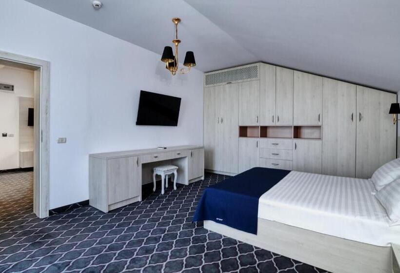 Апартаменты 1 Спальня, Eros Beach Resort