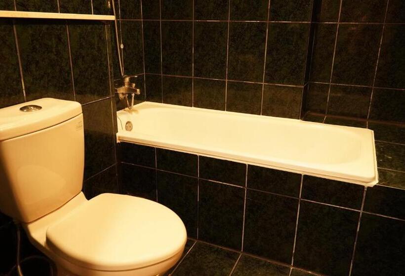 اتاق استاندارد چهار تخته, Kaohsiung Time S