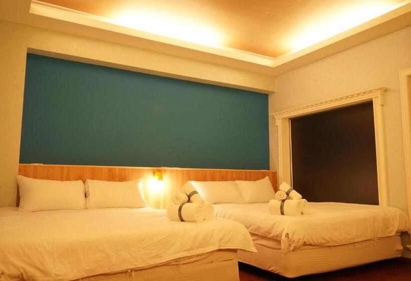 اتاق استاندارد چهار تخته, Kaohsiung Time S