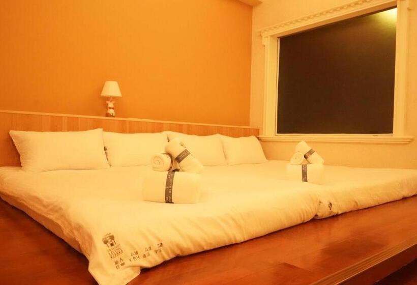 اتاق خانوادگی, Kaohsiung Time S