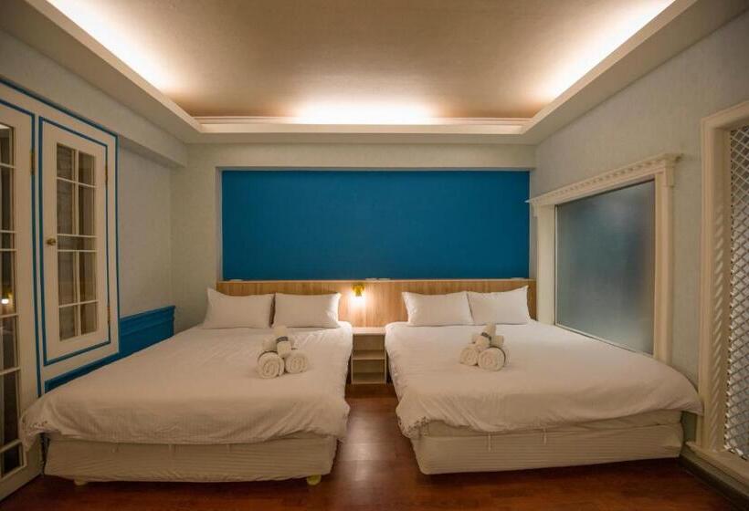 اتاق استاندارد چهار تخته, Kaohsiung Time S