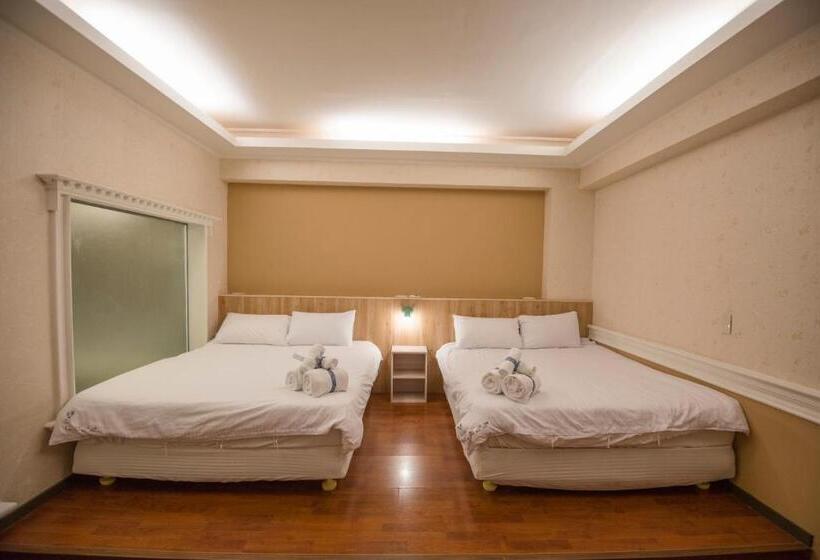 اتاق استاندارد چهار تخته, Kaohsiung Time S