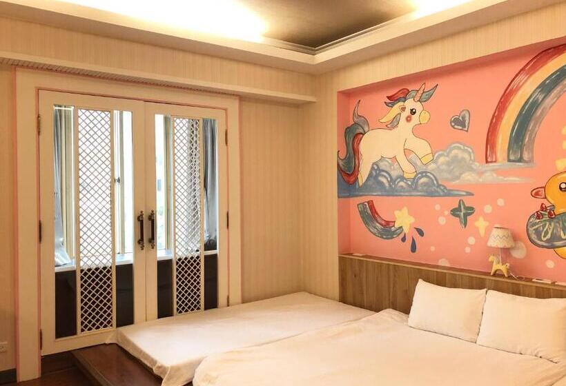 اتاق خانوادگی, Kaohsiung Time S