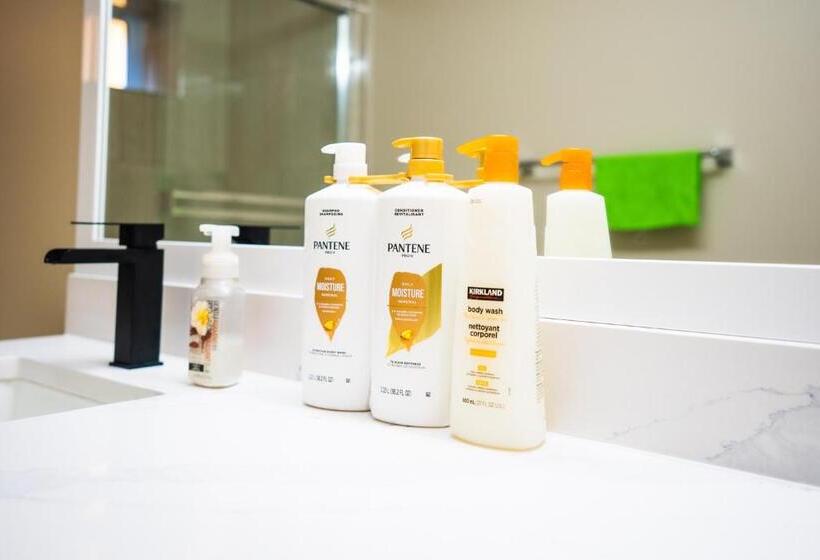 سوییت, Merv S Lodge