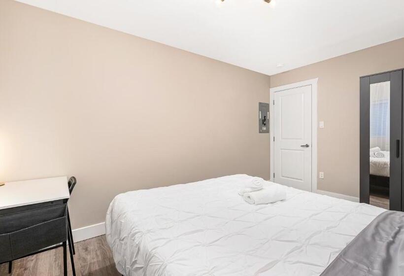 اتاق استاندارد با سرویس بهداشتی مشترک, Merv S Lodge