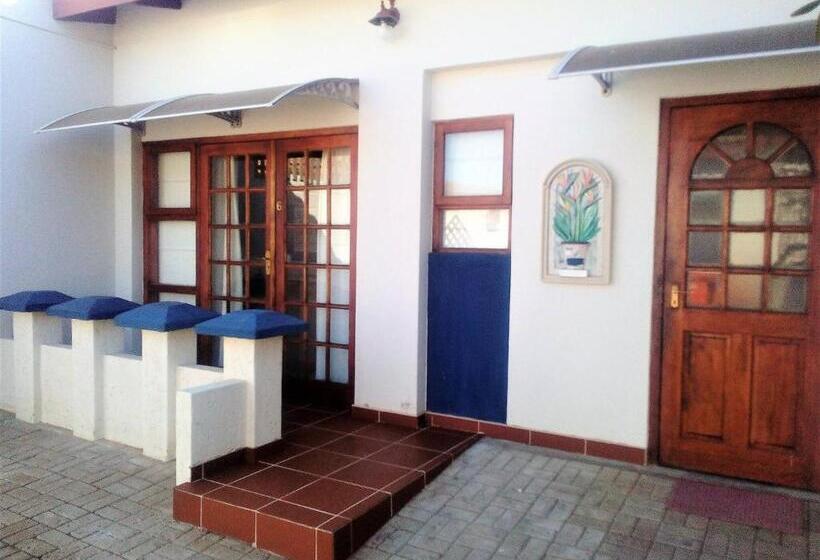 اتاق خانوادگی, Room In Bb Room For 6 Amarachi Guesthouse Spitzkoppe