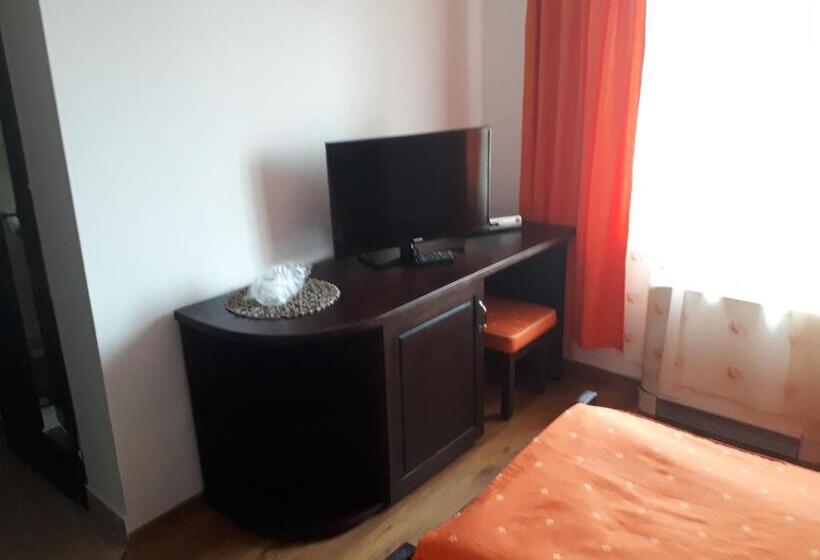 Номер Стандарт, Pensiunea Eden