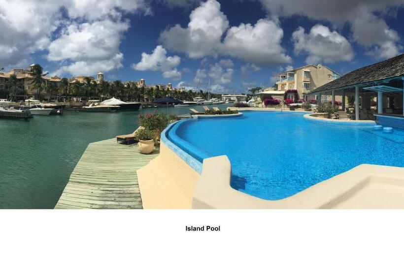 آپارتمان 1 خوابه با چشمانداز دریا, Port St Charles Unit 248