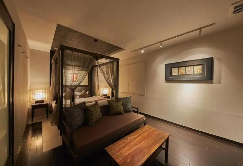 キングサイズベッドのデラックスルーム, Sake Kura Hotel 川崎宿