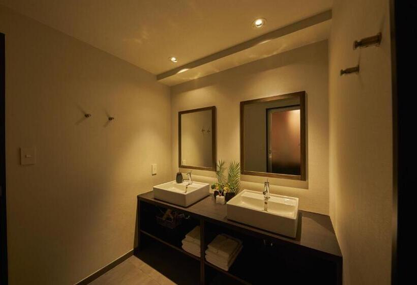 Люкс Кровать Кинг, Sake Kura Hotel 川崎宿