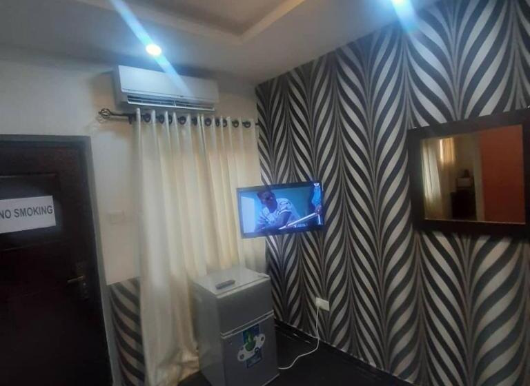 آپارتمان 1 خوابه, Somek Homes2