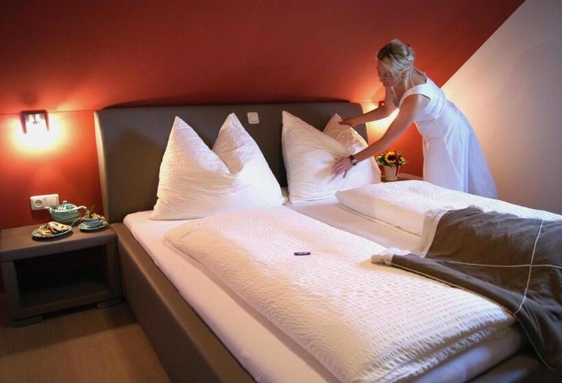 غرفة كومفورت, Taferne In Köstendorf   Ferienwohnung Monteurzimmer