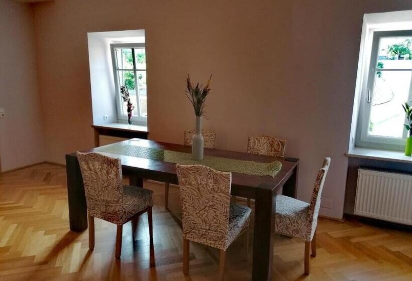 شقة 3 غرف, Taferne In Köstendorf   Ferienwohnung Monteurzimmer