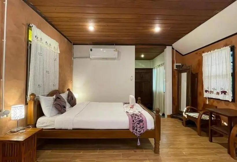 Standard-huone Parveke, Baan B&b Sukhothai