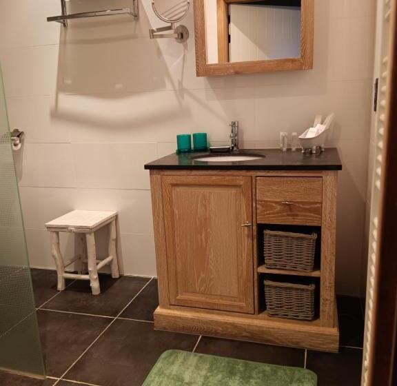 标准间内部标间, B&b Quarterhouse