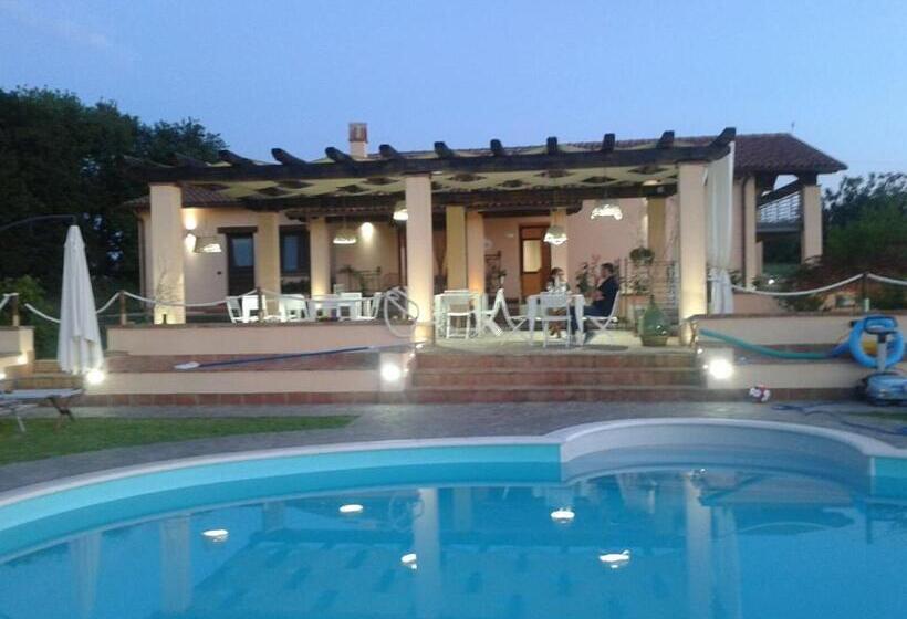 חדר לארבעה סטנדרטי עם נוף לגינה, La Collina Di Montecchio