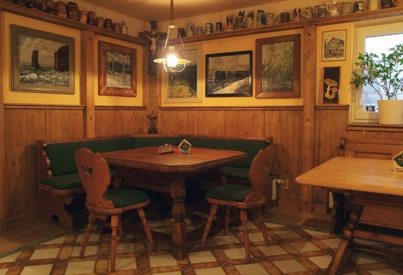 غرفة عائلية, Stinglhof