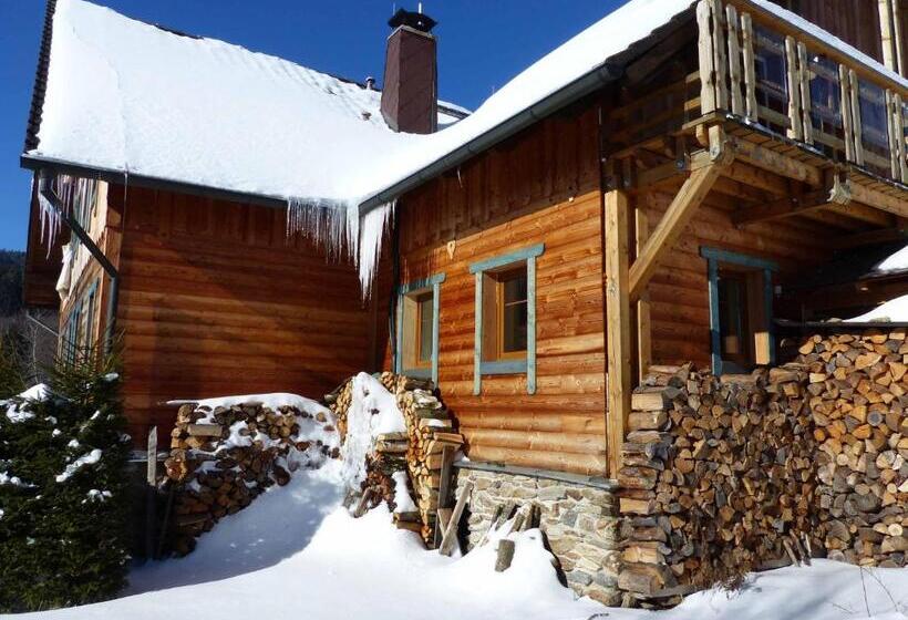 غرفة قياسية مزوَّدة بشُرفة, Stinglhof