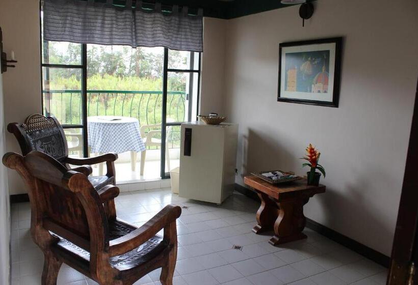 جناح جونيور, Acuarela