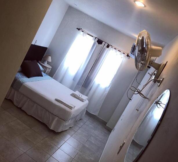 غرفة قياسية, Alfonso Nuevo Dueño