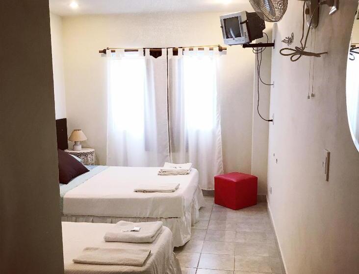 غرفة قياسية ثلاثية, Alfonso Nuevo Dueño