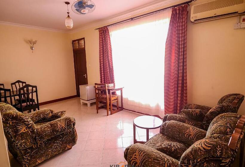 سوییت, Kilimanjaro Crane Hotels & Safaris