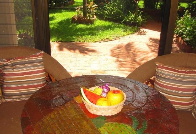 Büyük Çift Kişilik Yataklı Standart Oda, La Paloma Oceanfront Retreat