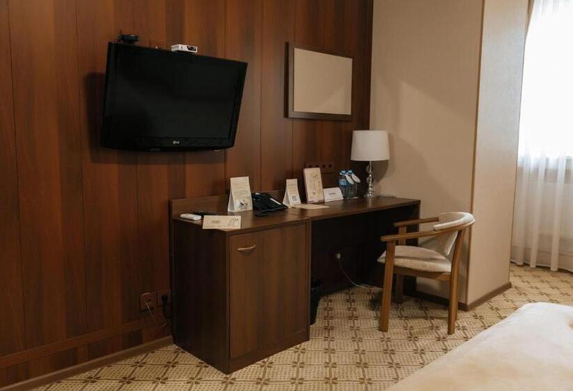 اتاق استاندارد یک نفره, Medeu