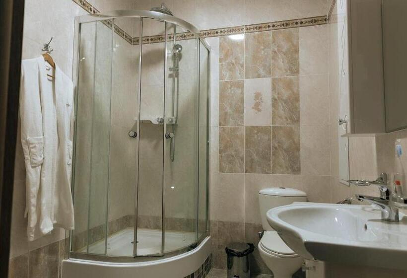 اتاق استاندارد یک نفره, Medeu