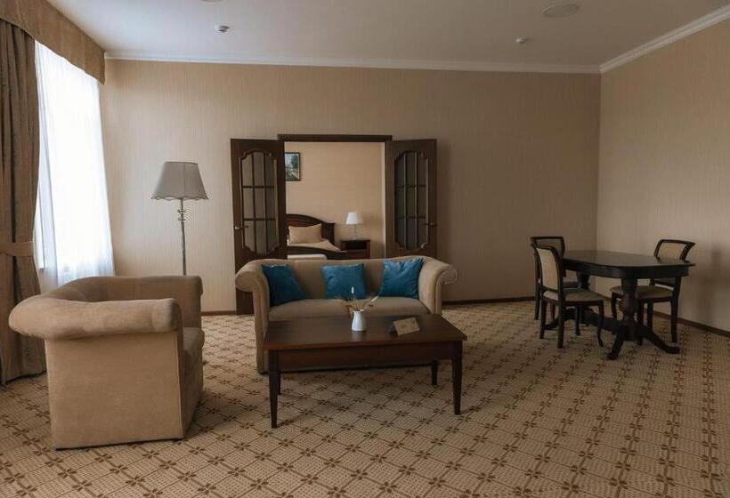 اتاق لوکس, Medeu