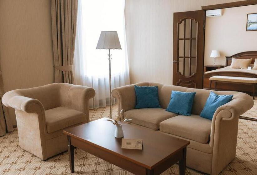 اتاق لوکس, Medeu