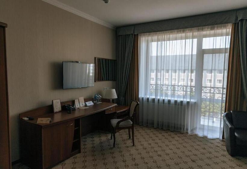 اتاق سوپریور, Medeu