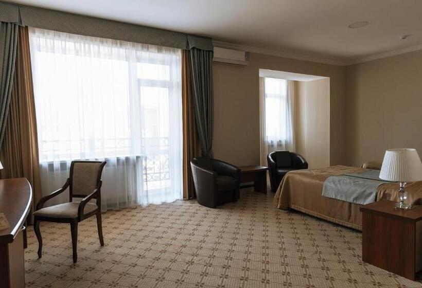 اتاق سوپریور, Medeu