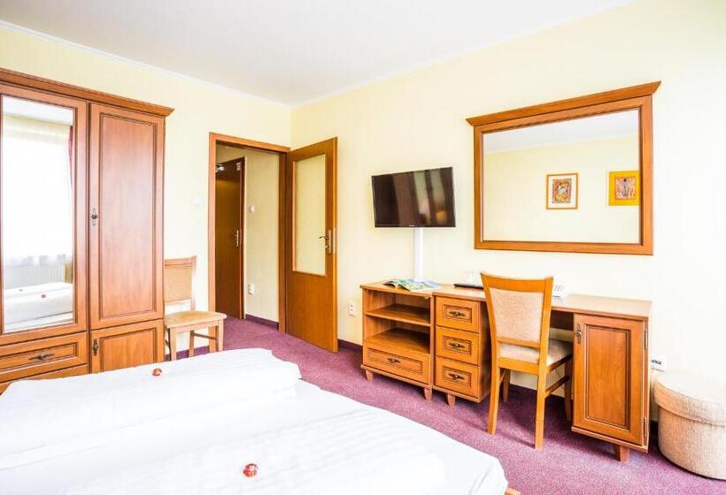 家庭间, Penzión Limba Donovaly