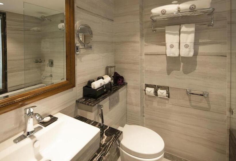 اتاق لوکس با تخت بزرگ, Peridot Gallery Classic