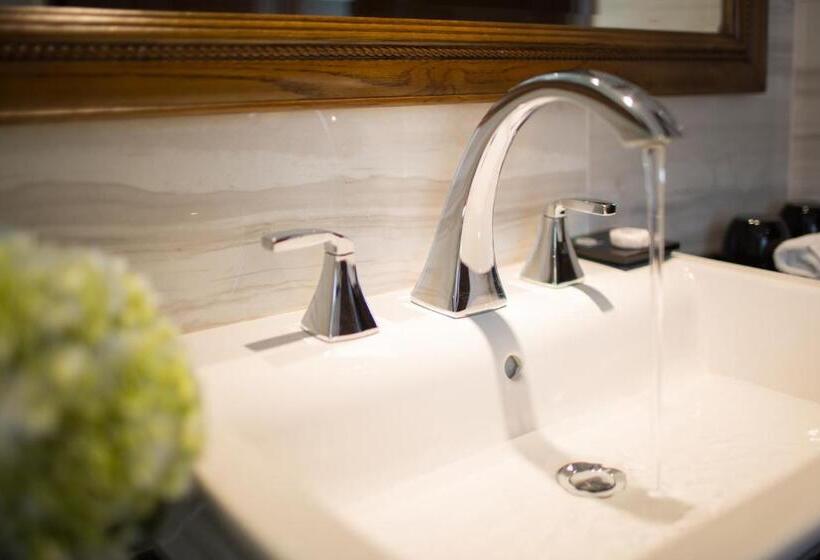 سوییت جونیور, Peridot Gallery Classic