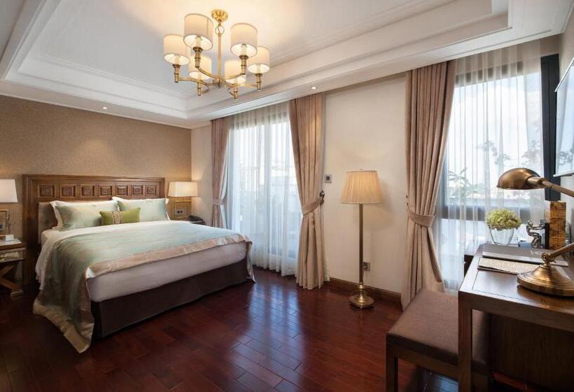 سوئیت با بالکن, Peridot Gallery Classic